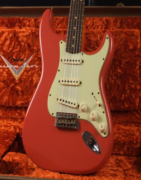 custom shop limited 6263 st journeyman relic aged fiesta red electric guitar7887154
custom shop limited 6263 st journeyman relic aged fiesta red electric guitar7887154