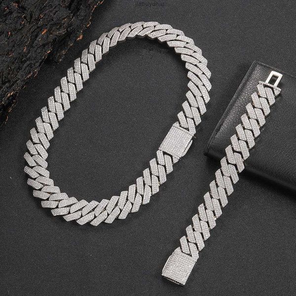 20mm cuban chain men's bracelet 18k gold plated flip buckle with three rows of zircon hip-hop necklace, Silver
20mm cuban chain men's bracelet 18k gold plated flip buckle with three rows of zircon hip-hop necklace, Silver
