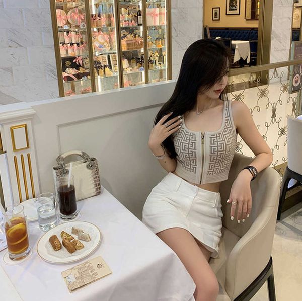 women's t-shirt crewneck knitted base fashion pure knitted sleeveless shirt nightclub coat casual club clothing2023, White
women's t-shirt crewneck knitted base fashion pure knitted sleeveless shirt nightclub coat casual club clothing2023, White