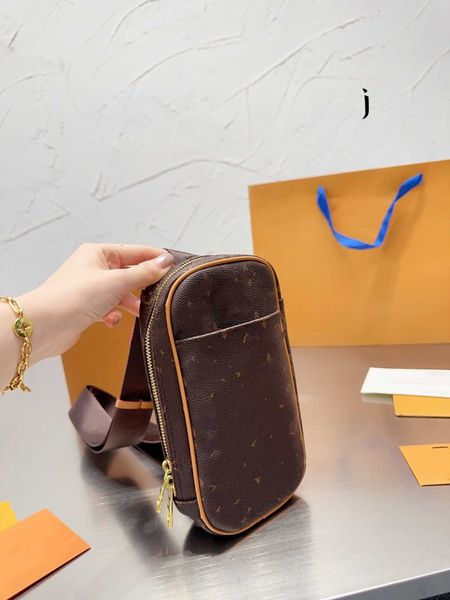 luxurys lvvs bag designer bags handbag shoulder crossbody bags tote new fashion texture purse multifunctional portable envelope bag camera b
luxurys lvvs bag designer bags handbag shoulder crossbody bags tote new fashion texture purse multifunctional portable envelope bag camera b