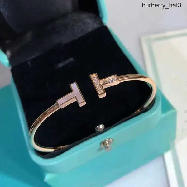 t1 diamond bracelet designer gold bangel for women men luxury designer jewelry stainless steel charm cuff silver rose love bracelets mens wo, Black
t1 diamond bracelet designer gold bangel for women men luxury designer jewelry stainless steel charm cuff silver rose love bracelets mens wo, Black