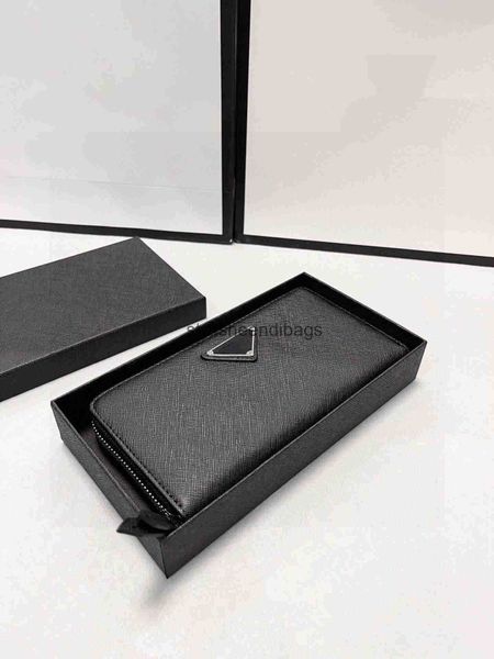 designer wallets men women casual wallets 2023 fashion purse designer bag credit card letter plain handbag long square wallet zipper standar, Red;black
designer wallets men women casual wallets 2023 fashion purse designer bag credit card letter plain handbag long square wallet zipper standar, Red;black