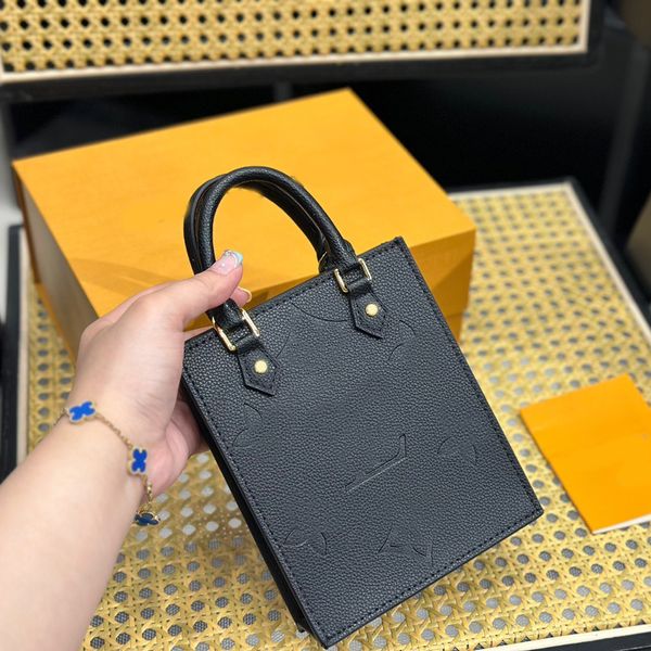 totes mini designer brand bags 2023 crossbody luxurys handbags fashion shoulder bag lady women letter purse phone wallet stars priting
totes mini designer brand bags 2023 crossbody luxurys handbags fashion shoulder bag lady women letter purse phone wallet stars priting