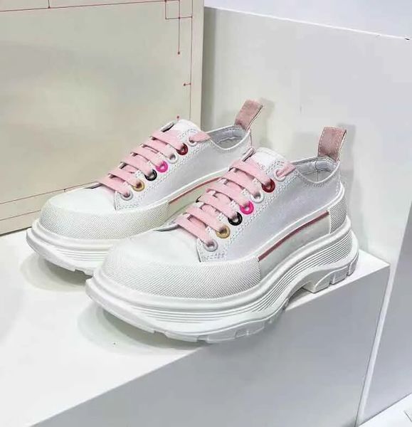 design tread slick sneakers shoes women men low-canvas leather couple trainers round rubber cap toe popular platform skateboard walking eu35, Black
design tread slick sneakers shoes women men low-canvas leather couple trainers round rubber cap toe popular platform skateboard walking eu35, Black
