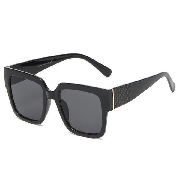 new design fashion trend large frame sunglasses retro avant-garde sunglasses men and women sunglasses driver driving on the beach travel, uv, White;black
new design fashion trend large frame sunglasses retro avant-garde sunglasses men and women sunglasses driver driving on the beach travel, uv, White;black