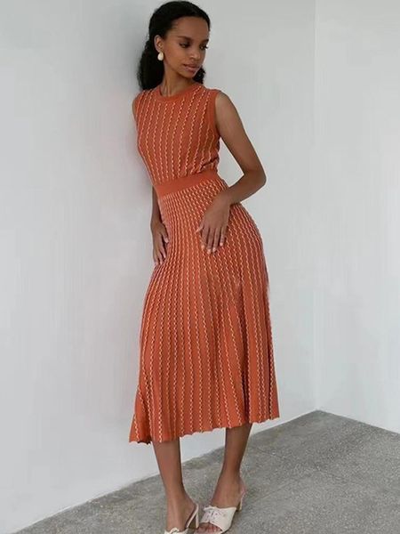 dresses vintage knitted dress for women o collar draped sleeveless high waist knit midi a line dresses female 2022 spring fashion new, Black;gray
dresses vintage knitted dress for women o collar draped sleeveless high waist knit midi a line dresses female 2022 spring fashion new, Black;gray
