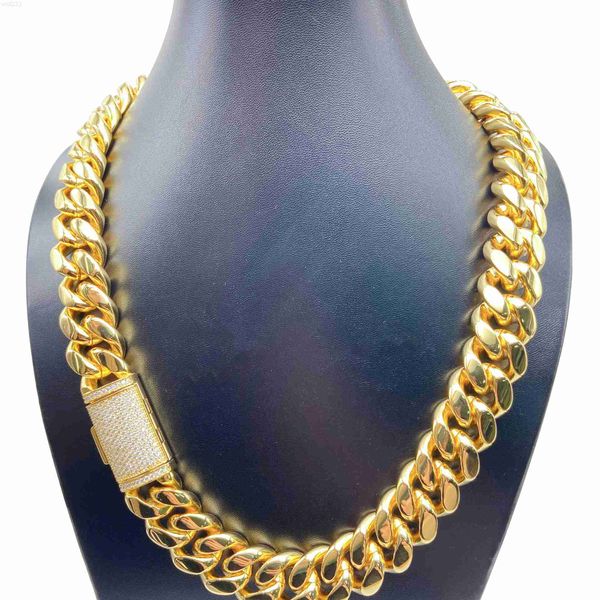 wholesale luxury iced out cuban link chain 18 mm moissanite 925 silver necklace for men hip hop gift 16k gold platinum plated
wholesale luxury iced out cuban link chain 18 mm moissanite 925 silver necklace for men hip hop gift 16k gold platinum plated