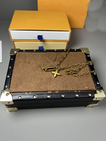 designers design letter necklaces charming and fashionable women's and men's necklaces fashionable and magnificent jewelry party g, Silver
designers design letter necklaces charming and fashionable women's and men's necklaces fashionable and magnificent jewelry party g, Silver