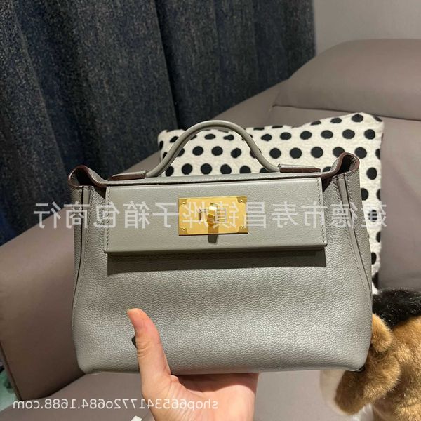 original leather h home 2424 kelys tote bags online store mini2424 small square bag solid leather fashion casual cross body universal wom wi
original leather h home 2424 kelys tote bags online store mini2424 small square bag solid leather fashion casual cross body universal wom wi