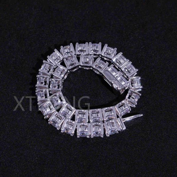 luxury jewelry moissanite bracelet cuban link chain 925 sterling silver d color diamond
luxury jewelry moissanite bracelet cuban link chain 925 sterling silver d color diamond