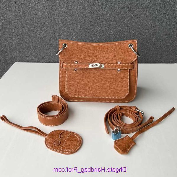 8a quality original hemrres j ypsiere tote bag for sale 2023 summer new gypsy togo layer cow leather simple single shoulder messenger small
8a quality original hemrres j ypsiere tote bag for sale 2023 summer new gypsy togo layer cow leather simple single shoulder messenger small