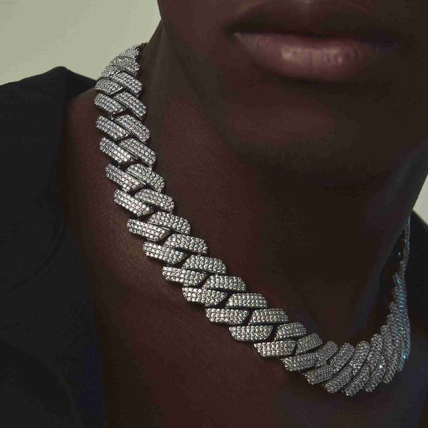 customize silver 925 hip hop full iced out 8mm diamond cuban chain moissanite necklace
customize silver 925 hip hop full iced out 8mm diamond cuban chain moissanite necklace