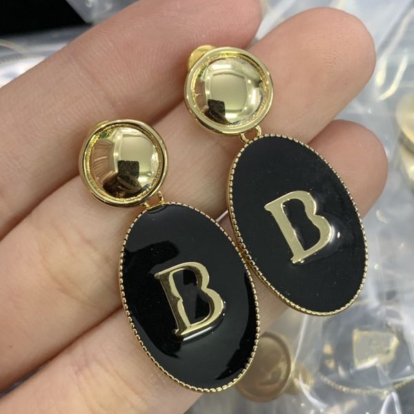 fashion stud earrings europe america wild b earring party wedding balencaigasity lovers gift engagement luxury designer jewelry kb1c, Golden;silver
fashion stud earrings europe america wild b earring party wedding balencaigasity lovers gift engagement luxury designer jewelry kb1c, Golden;silver