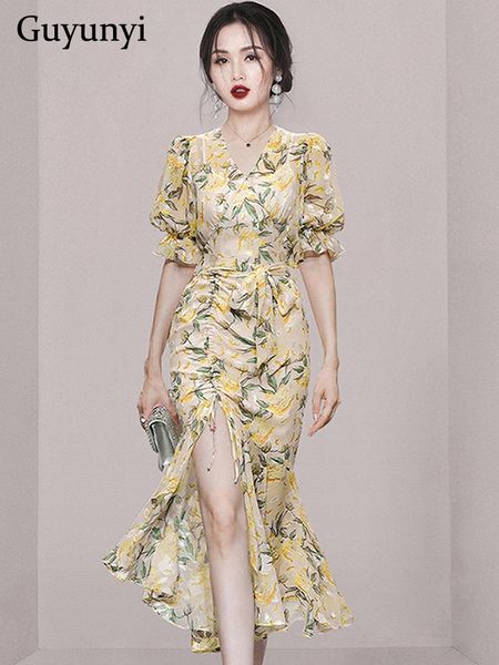 dresses elegant party dress 2022 summer fashion floral vneck half puff sleeve high waist simple belted oneside smocked women's dresses, Black;gray
dresses elegant party dress 2022 summer fashion floral vneck half puff sleeve high waist simple belted oneside smocked women's dresses, Black;gray