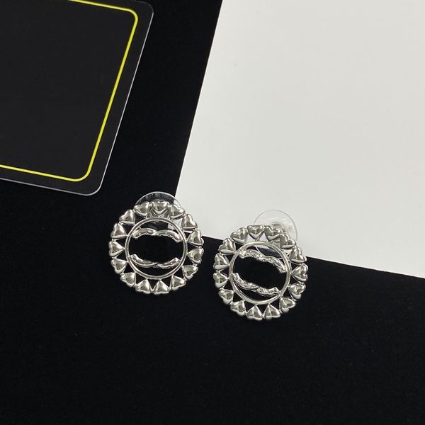 luxury designer channel pendant studs gold female letter logo engraved earrings jewelry stud tg8r7, Golden;silver
luxury designer channel pendant studs gold female letter logo engraved earrings jewelry stud tg8r7, Golden;silver