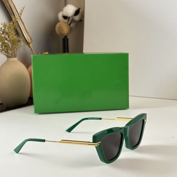 the selling luxury sunglasses designer sunglasses women's glasses uv400 protective fashion sunglasses casual glasses cover high quality, White;black
the selling luxury sunglasses designer sunglasses women's glasses uv400 protective fashion sunglasses casual glasses cover high quality, White;black