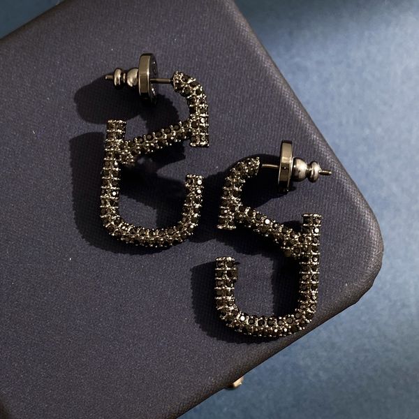 designer charm earring v logo brand fashion hoop jewelry stud earing women luxury metal crystal pearl earring jeweler women's gifts lmv, Golden
designer charm earring v logo brand fashion hoop jewelry stud earing women luxury metal crystal pearl earring jeweler women's gifts lmv, Golden