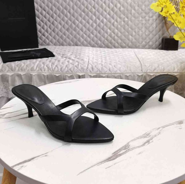 65s sandals fashion women's sandals 2023 yslity luxury brand letter summer women's high heels men's casual student flats 02-0, Black
65s sandals fashion women's sandals 2023 yslity luxury brand letter summer women's high heels men's casual student flats 02-0, Black