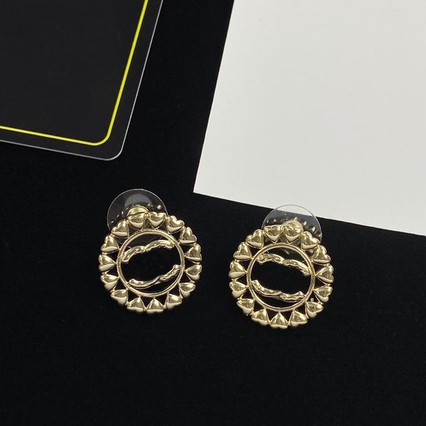 designer earrings channel women love classic earrings jewelry fashion stud, Golden;silver
designer earrings channel women love classic earrings jewelry fashion stud, Golden;silver