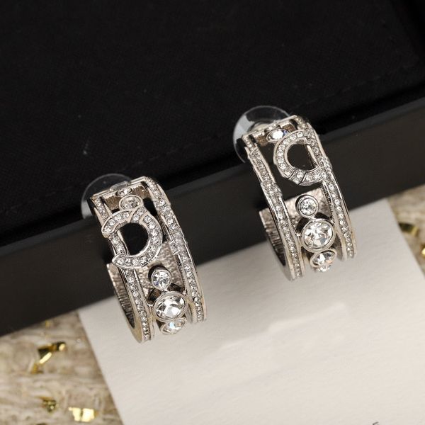 2023 luxury quality charm half round shape drop earring with diamond in silver plated have box stamp hollow style ps7048b, Golden
2023 luxury quality charm half round shape drop earring with diamond in silver plated have box stamp hollow style ps7048b, Golden