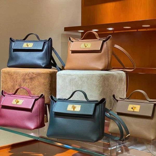 original leather hemrres 2424 kelys tote bags online store wax thread handmade evercolor spell swift cowhide mini2424 carrie bag single sh w
original leather hemrres 2424 kelys tote bags online store wax thread handmade evercolor spell swift cowhide mini2424 carrie bag single sh w