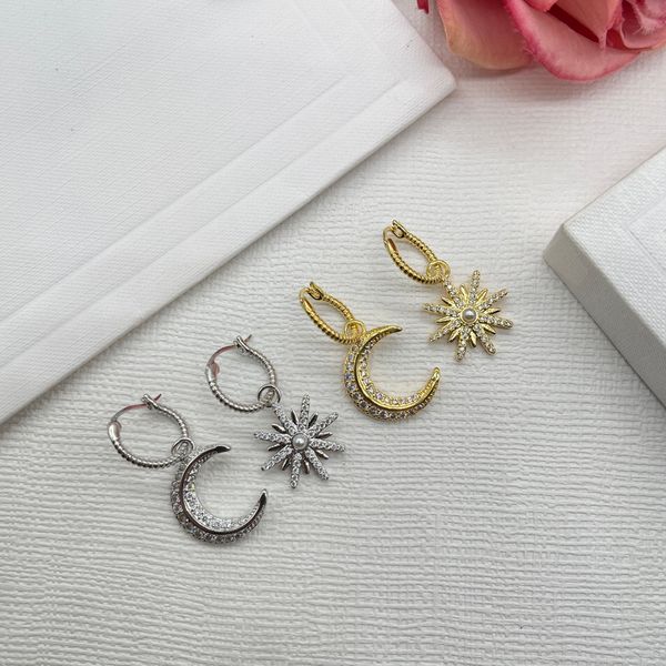 star moon earrings high-end silver charm ear hoop fashion designer brand gold silver stud trendy charming jewelry gift, Golden;silver
star moon earrings high-end silver charm ear hoop fashion designer brand gold silver stud trendy charming jewelry gift, Golden;silver