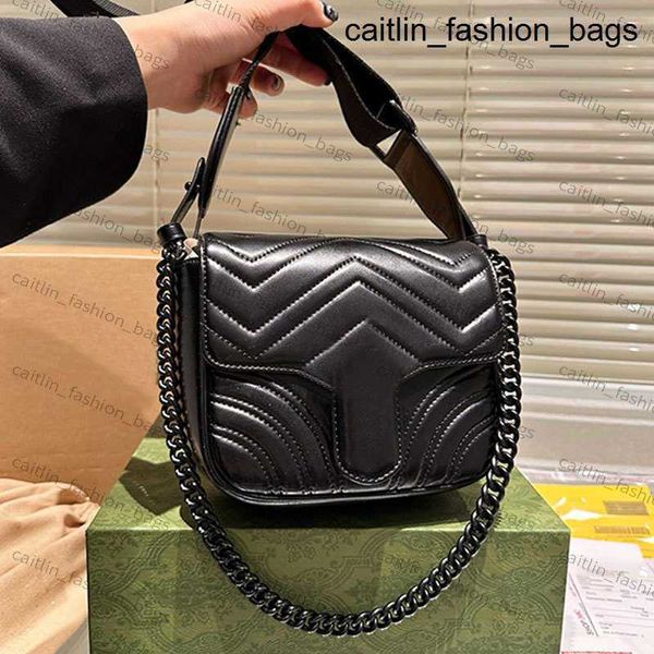 macaron flap cross body bag messenger genuine leather wavy quilting shoulder women bags handbags underarm handbag purse pouch wallet metal a
macaron flap cross body bag messenger genuine leather wavy quilting shoulder women bags handbags underarm handbag purse pouch wallet metal a