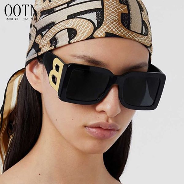 ootn women men retro rectangle sunglasses gafas de sol 2022 new fashion oversized the letter b square luxury trend sunglasses, White;black
ootn women men retro rectangle sunglasses gafas de sol 2022 new fashion oversized the letter b square luxury trend sunglasses, White;black