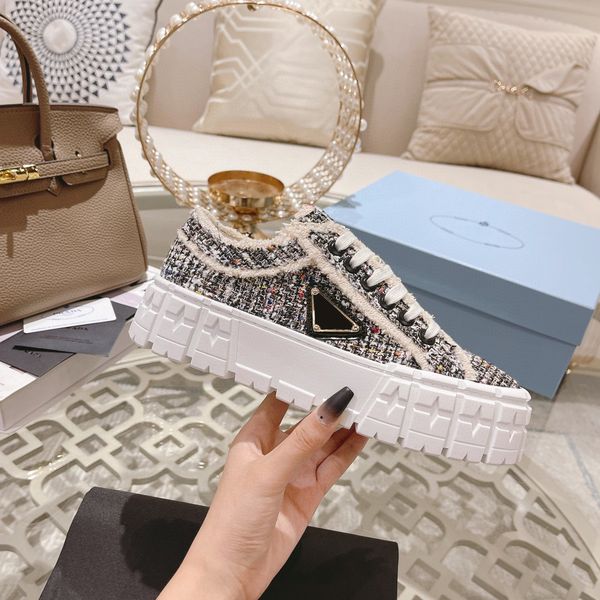 designer sneakers oversized casual shoes white black leather luxury velvet suede womens espadrilles trainers women flats lace up platform 19
designer sneakers oversized casual shoes white black leather luxury velvet suede womens espadrilles trainers women flats lace up platform 19