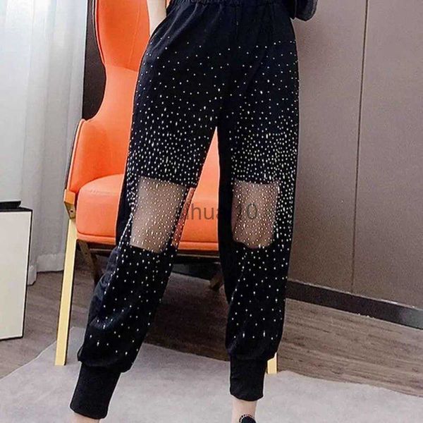 women's pants capris large size 6xl 150kg women harem pants summer black trousers high elasticity waist casual big trousers j230605, Black;white
women's pants capris large size 6xl 150kg women harem pants summer black trousers high elasticity waist casual big trousers j230605, Black;white