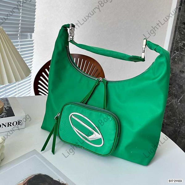 women 2023 designer shoulder bag d handbags baguette nylon lady luxurys multiple colors fashion tote purse 230603
women 2023 designer shoulder bag d handbags baguette nylon lady luxurys multiple colors fashion tote purse 230603