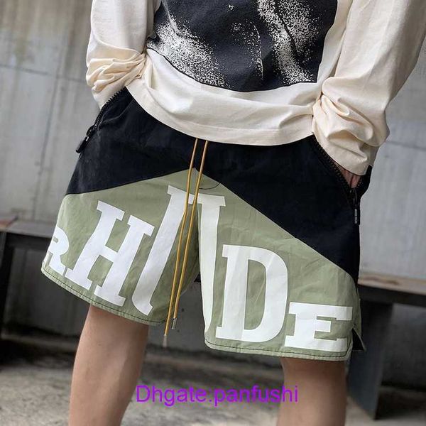 rhude shorts wholesale designer for sale rhude letter printed two color patchwork couple drawstring shorts beach sports capris trend, White;black
rhude shorts wholesale designer for sale rhude letter printed two color patchwork couple drawstring shorts beach sports capris trend, White;black