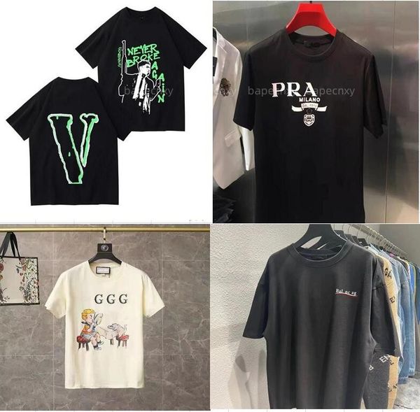 summer men's designer t shirt suit casual men and women's t-shirt plaid printed short sleeve shirts selling high-end men hip-hop c, White;black
summer men's designer t shirt suit casual men and women's t-shirt plaid printed short sleeve shirts selling high-end men hip-hop c, White;black