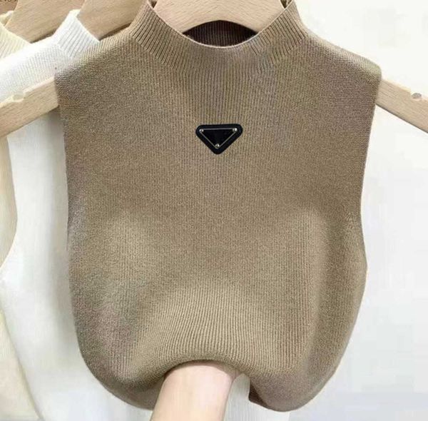 designer womens knits tees knitted t-shirt sweaters letter embroidery woman sweater blouse shirts fashion jacket lady slim jumper2023, White
designer womens knits tees knitted t-shirt sweaters letter embroidery woman sweater blouse shirts fashion jacket lady slim jumper2023, White