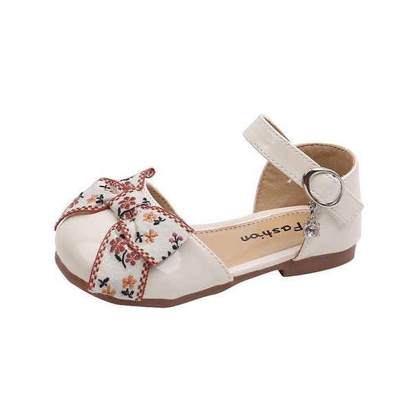 sandals baby shoes jelly footwear children girls leather spring summer princess soft bottom peas pastoral style f12733, Black;red
sandals baby shoes jelly footwear children girls leather spring summer princess soft bottom peas pastoral style f12733, Black;red
