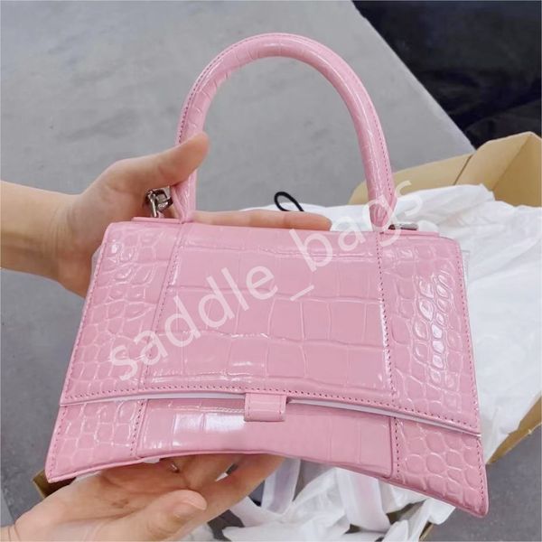 luxury hourglass designers bags half moon hobos hasp handbag shoulder crossbody bag purse tote plain alligator crocodile one handle clutch b
luxury hourglass designers bags half moon hobos hasp handbag shoulder crossbody bag purse tote plain alligator crocodile one handle clutch b