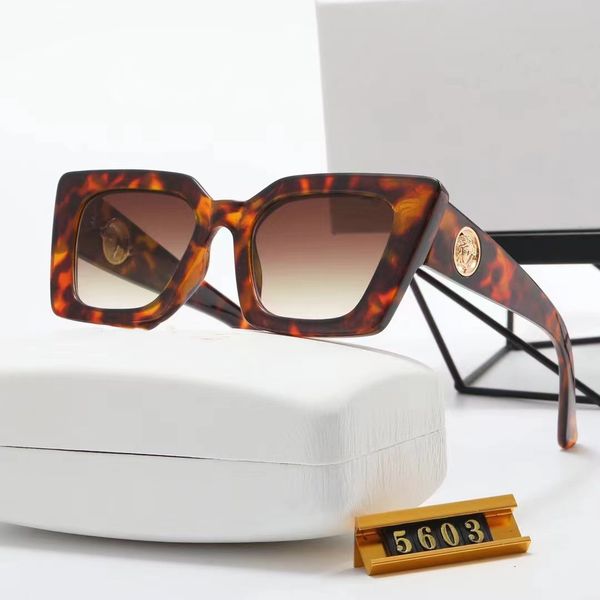 designer adumbral sunglasses for man woman v sun glasses uv 400 beach fashion luxury summer goggles for mens womens letter full frame 6 colo, White;black
designer adumbral sunglasses for man woman v sun glasses uv 400 beach fashion luxury summer goggles for mens womens letter full frame 6 colo, White;black