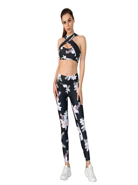 print yoga outfits 2020 outdoor exercise fitness crop leggings women gym running tracksuits woman athletic workout sports1648007, White;red
print yoga outfits 2020 outdoor exercise fitness crop leggings women gym running tracksuits woman athletic workout sports1648007, White;red