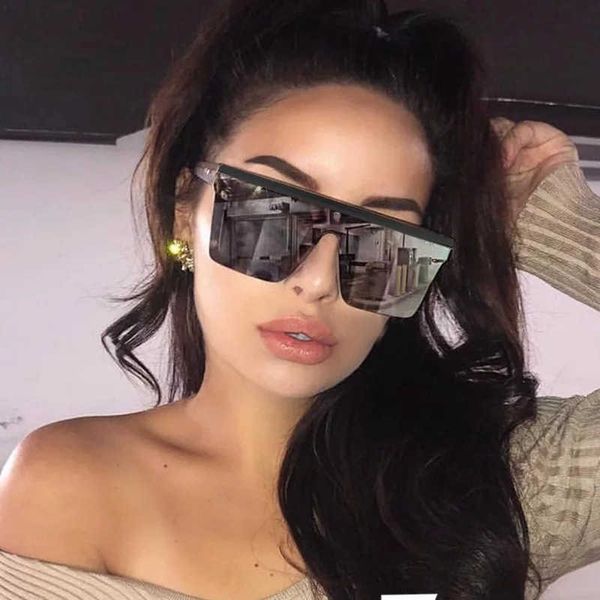 2022 women men popular oversized shades sun glasses square custom one piece lens colorful shades sunglasses, White;black
2022 women men popular oversized shades sun glasses square custom one piece lens colorful shades sunglasses, White;black