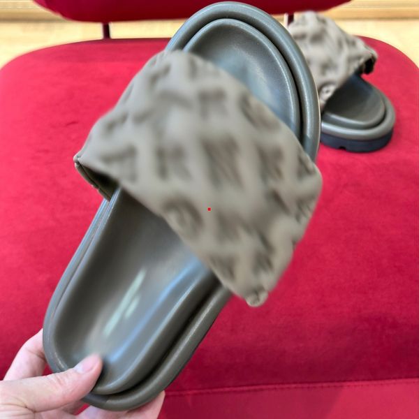 2023 fashion women brand slippers designer sandals flat flip flops crocodile skin slide ladies beach sandal summer with box -429, Black
2023 fashion women brand slippers designer sandals flat flip flops crocodile skin slide ladies beach sandal summer with box -429, Black