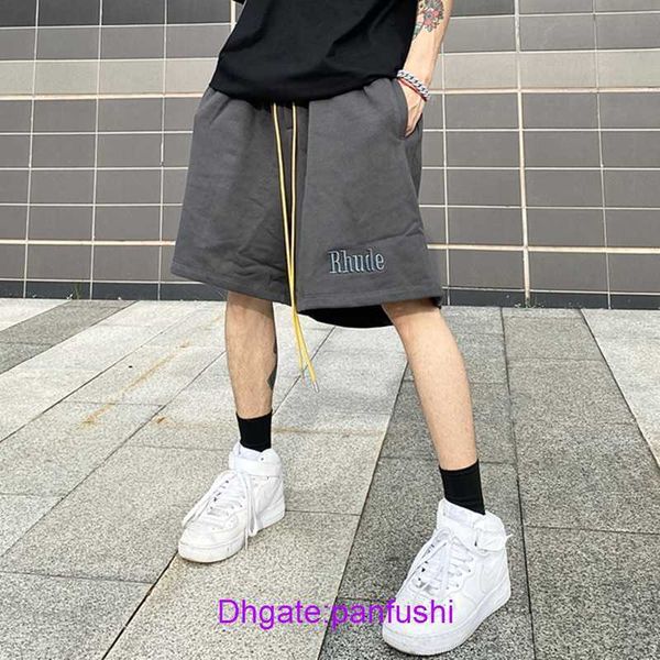 wholesale designer shorts online shop rhude embroidered solid color high street hip hop casual loose drawstring lovers' five piece pant, White;black
wholesale designer shorts online shop rhude embroidered solid color high street hip hop casual loose drawstring lovers' five piece pant, White;black