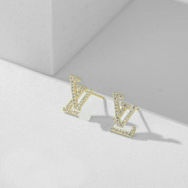 women 18k gold plated designer ear stud earrings brand designers geometry letters crystal rhinestone earring wedding party, Golden;silver
women 18k gold plated designer ear stud earrings brand designers geometry letters crystal rhinestone earring wedding party, Golden;silver