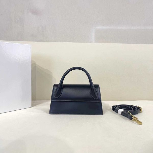 luxurys jacqemmus bag designer bags handbag shoulder crossbody bags tote 2023 new fashion texture multifunctional portable tote bag camera b
luxurys jacqemmus bag designer bags handbag shoulder crossbody bags tote 2023 new fashion texture multifunctional portable tote bag camera b