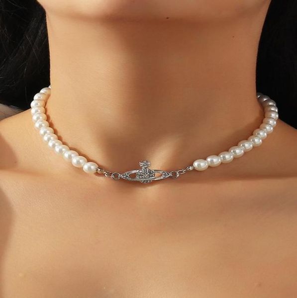 chokers creative temperament short pearl necklace women simple diamond pendant fashion lady jewelry9718353, Golden;silver
chokers creative temperament short pearl necklace women simple diamond pendant fashion lady jewelry9718353, Golden;silver