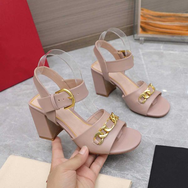 2023 fashion sandals valentinosity luxury designer platform sandal classic slide women's high-heeled sandals h222, Black
2023 fashion sandals valentinosity luxury designer platform sandal classic slide women's high-heeled sandals h222, Black