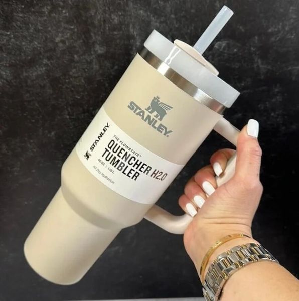 1pc stanley logo 40oz h2.0 tumblers stainless steel travel cup thermal insulated 40 oz tumbler with handle and lid new 40oz large capacity t
1pc stanley logo 40oz h2.0 tumblers stainless steel travel cup thermal insulated 40 oz tumbler with handle and lid new 40oz large capacity t