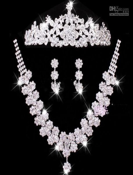 charming bridal jewelry sets wedding accessories three pieces handmade crystal rhinestone shiny bridal tiaras necklace earrings ch8969607, White
charming bridal jewelry sets wedding accessories three pieces handmade crystal rhinestone shiny bridal tiaras necklace earrings ch8969607, White