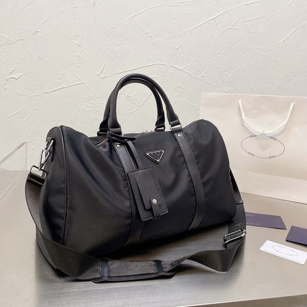 new fashion travel bags nylon handbags large capacity holdall carry on luggages duffel bags luxury men luggage gentleman commerce
new fashion travel bags nylon handbags large capacity holdall carry on luggages duffel bags luxury men luggage gentleman commerce