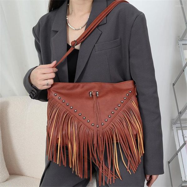 shoulder bags vintage pu leather crossbody women luxury designer rivet tassel personalization handbag versatile messenge bag dom
shoulder bags vintage pu leather crossbody women luxury designer rivet tassel personalization handbag versatile messenge bag dom