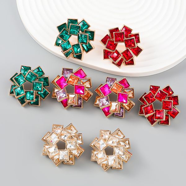 fashionable colored diamond multi-layer square water diamond windmill shaped alloy diamond inlaid earrings, Silver
fashionable colored diamond multi-layer square water diamond windmill shaped alloy diamond inlaid earrings, Silver